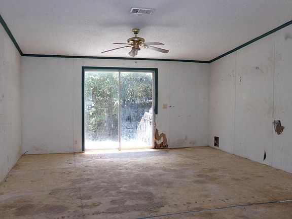 4th image of 5421 SE 38th Ave
