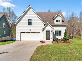 731 Hogan Rd, Clarksville, TN 37043