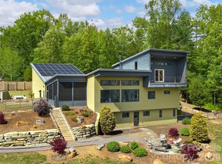 15 Sourwood Ln, Fletcher, NC 28732