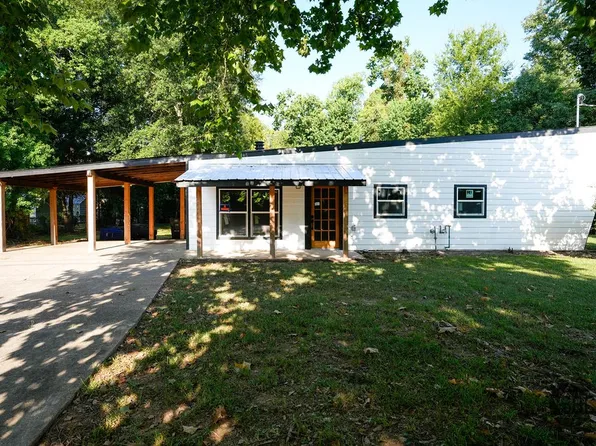 9227 Walker Rd, Shreveport, LA 71118