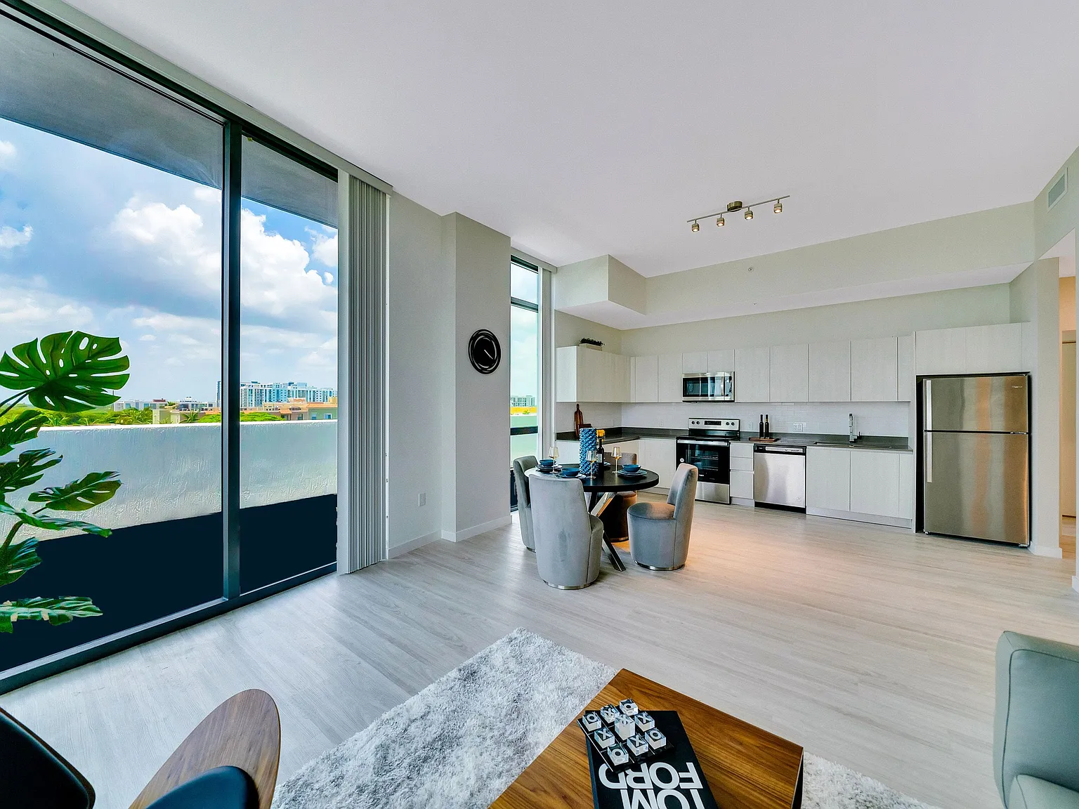 320 S Federal Hwy Unit 619 — Photo 1