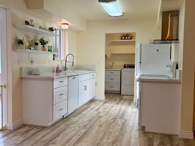 1315 Sherman Ave #B — Photo 7