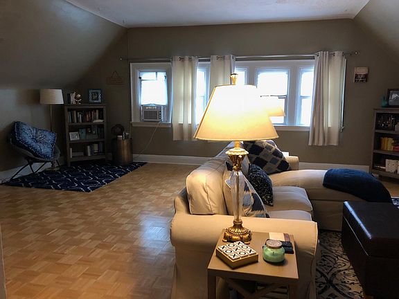 3rd image of 319 Elmwood Ave #4