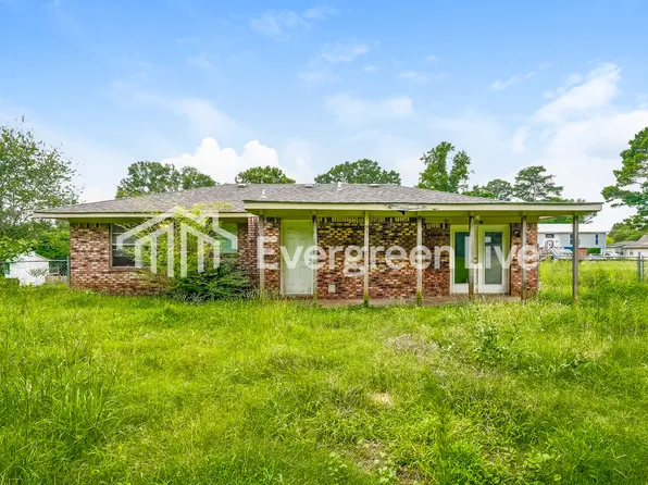106 Meadowgreen Rd, Montevallo, AL 35115