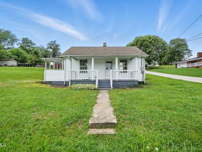 325 Kaywood Ave, Mount Carmel, TN, 37645