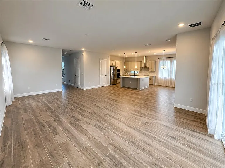 13629 McMillan Dr — Photo 11