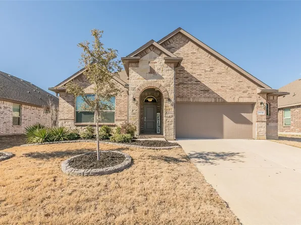 1536 Seabiscuit Dr, Granbury, TX 76049