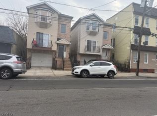 926 Bergen St, Newark City, NJ 07112