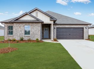 104 Stockholm Ln, Huntsville, AL 35811