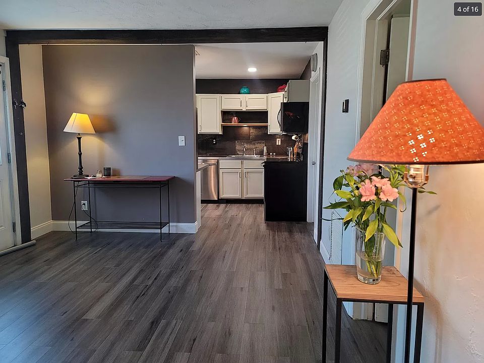 1st image of 480 49th Ave N #1