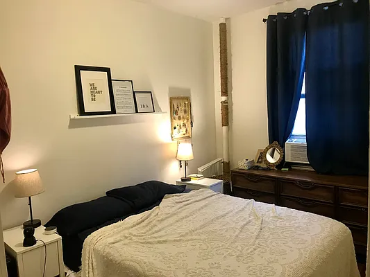 Rented by Voro, LLC | media 16