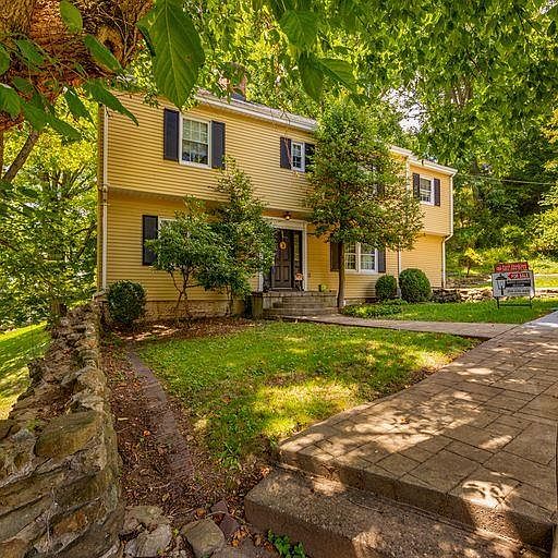 15 Arlington Dr, Wheeling, WV 26003 MLS 132646 Zillow