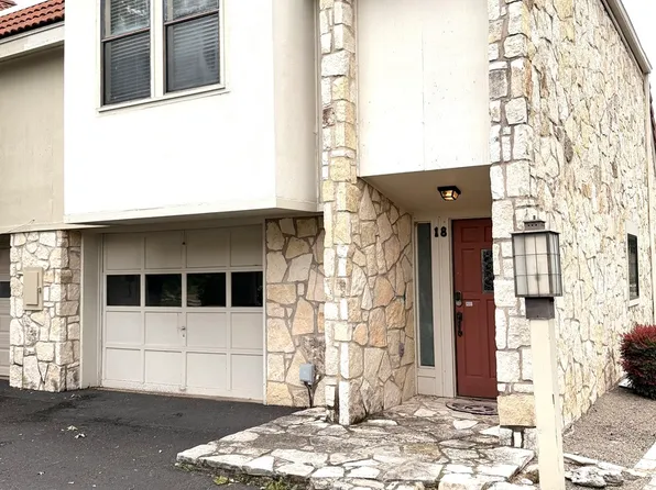 200 Free Rein #18 #18, Horseshoe Bay, TX 78657