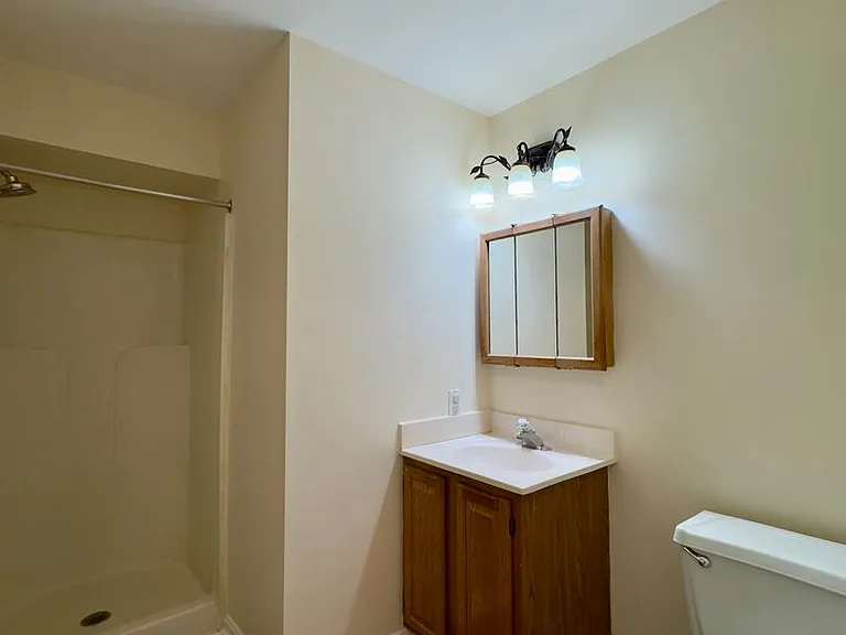 53 Cedarwood Cir — Photo 10