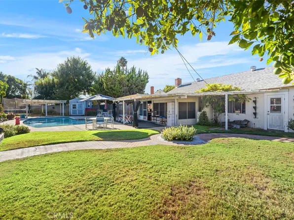 24112 La Rosa Dr, Lake Forest, CA 92630