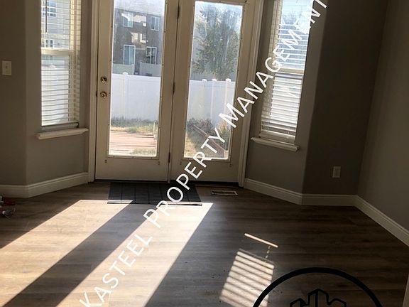 3rd image of 3233 W Davencourt Loop