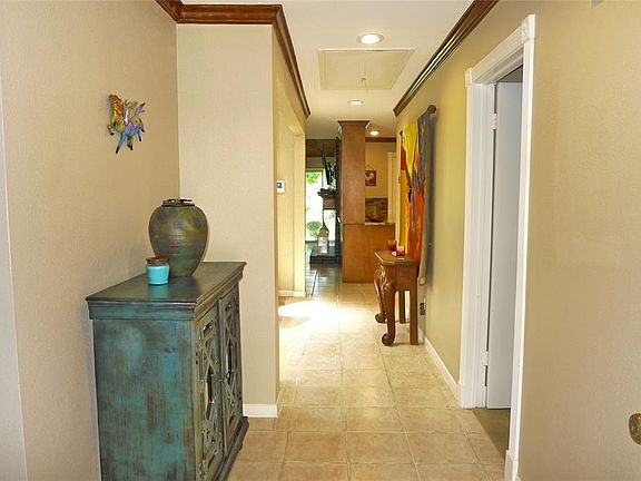 2nd image of 1806 Veranda Dr