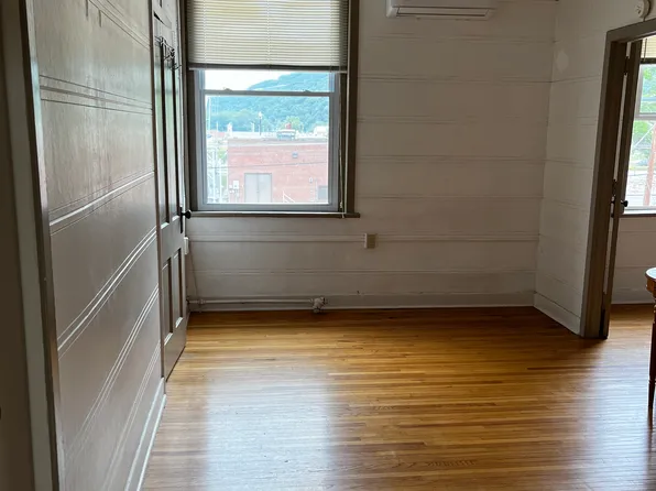 501 Mill St #202, Danville, PA 17821