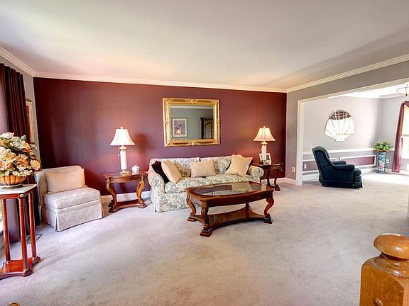 4th image of 4817 Concord Dr