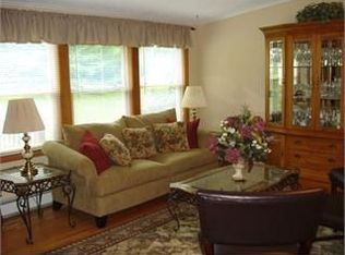 12 High View St, Califon, NJ 07830