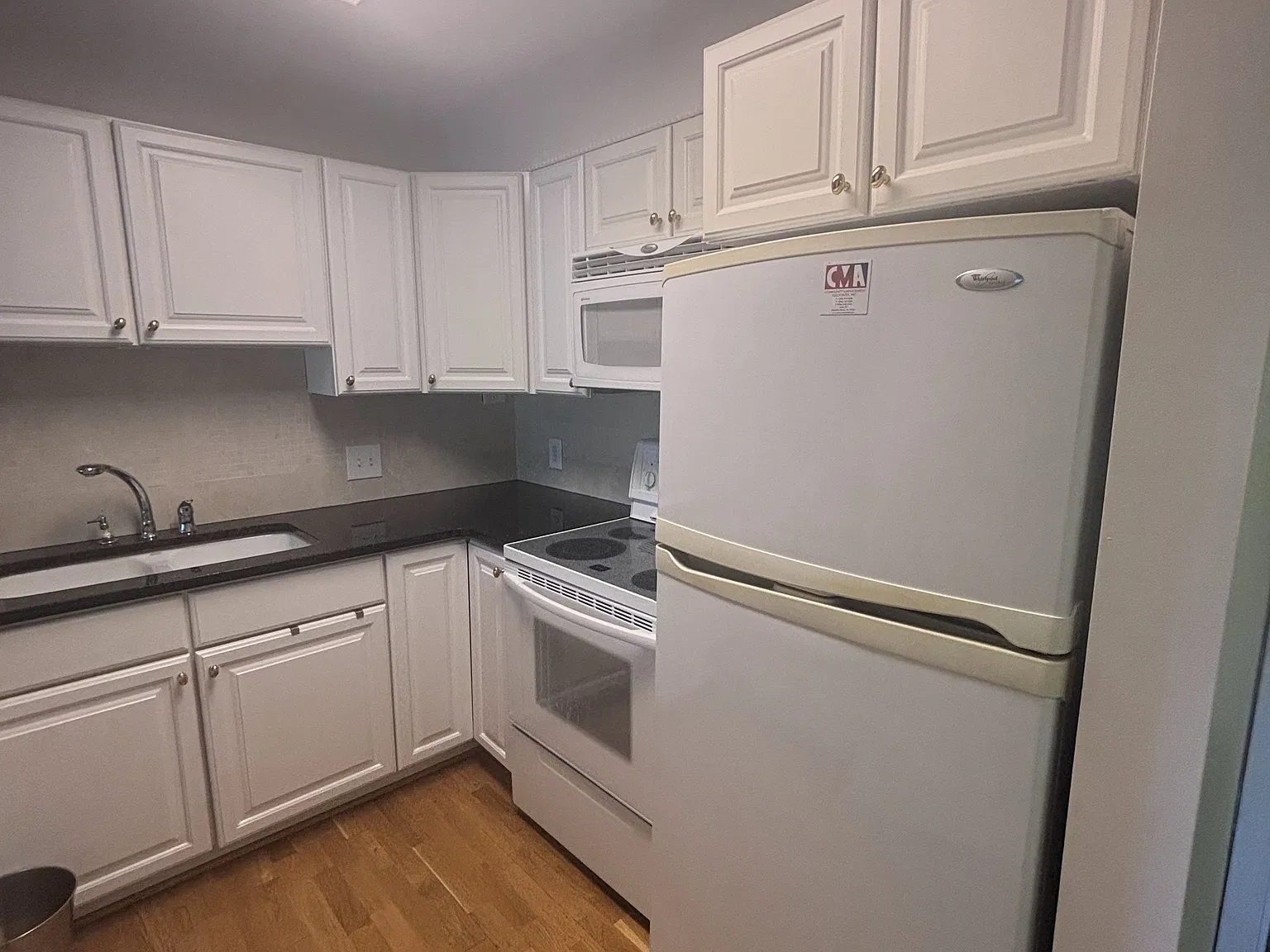 2625 Highland Ave S — Photo 4