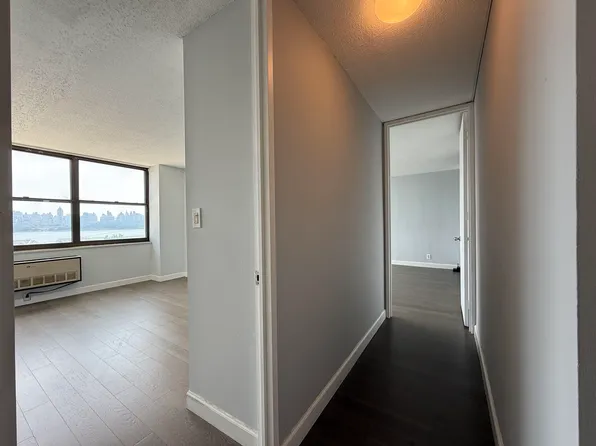 7004 Blvd East image 13 of 18