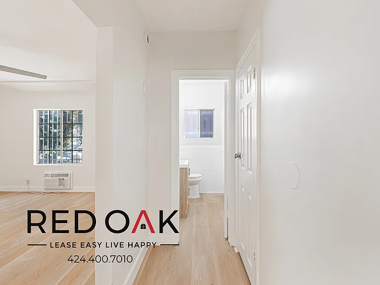 632 E 82nd St #632 — Photo 5