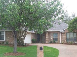 2902 Durango Ct, College Station, TX 77845