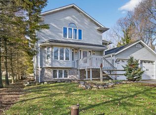 9934 28th AVENUE, Pleasant Prairie, WI 53158