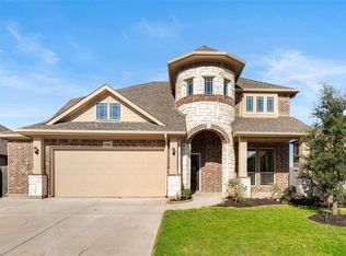 1021 Ponderosa Dr, Aubrey, TX 76227