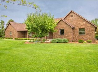 16480 N River Rd, Pemberville, OH 43450