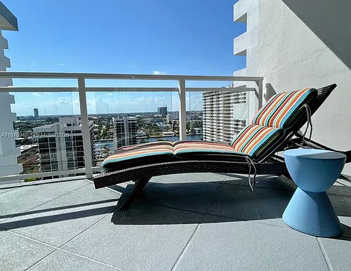 2030 S Ocean Dr Photo 1