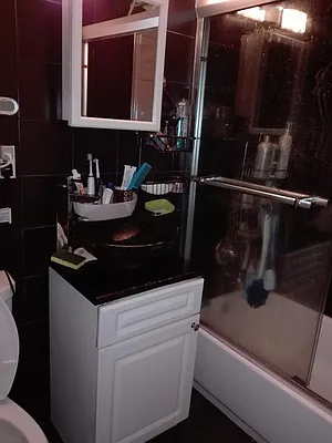 Sold by Winzone Realty Inc | media 24