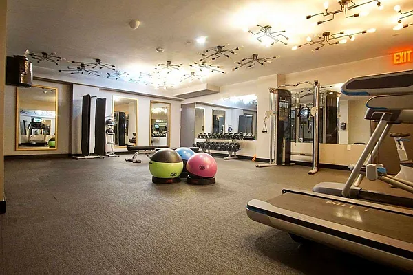 Rented by Lofts and Flats LLC | media 8