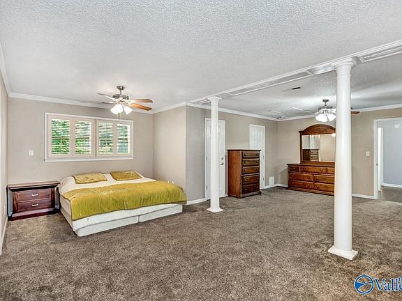 5th image of 14917 Clovercrest Dr SE