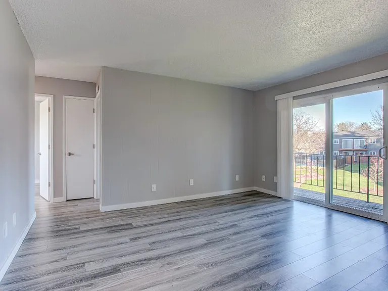 Tigardville Apartments — Photo 3