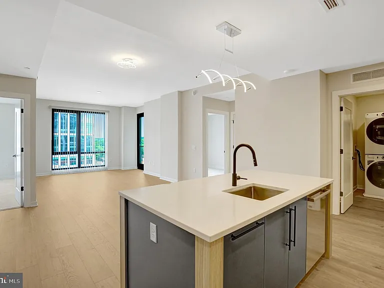 255 W Falls Station Blvd #510 — Photo 4