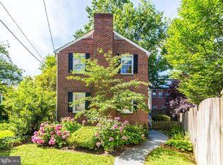 4450 Alton Pl NW, Washington, DC