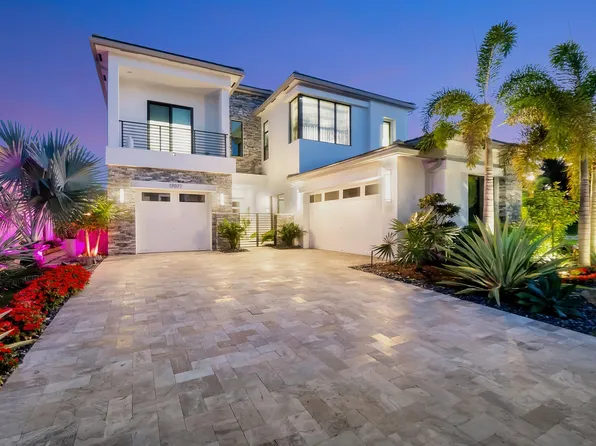 17072 Cappuccino Way, Boca Raton, FL 33496
