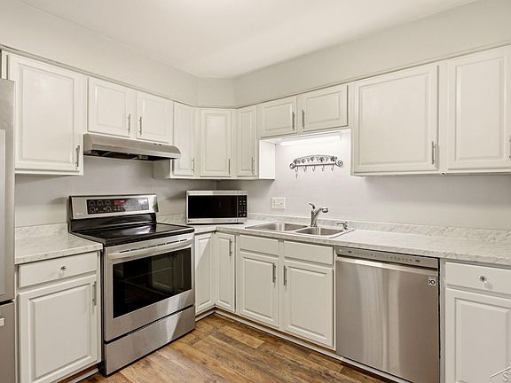 5th image of 203 Provincial Ct Unit 88