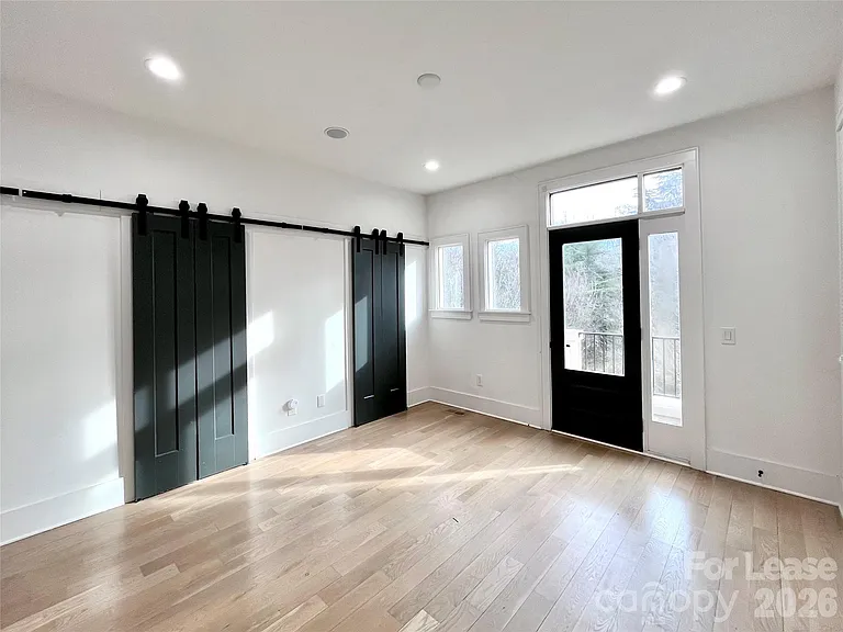 614 West Blvd — Photo 17