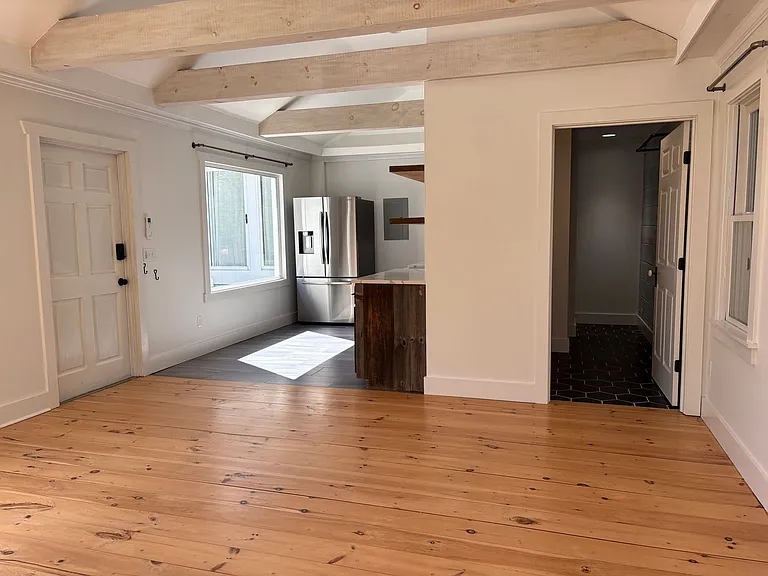 4 Norwich Rd - Blue Pod — Photo 5
