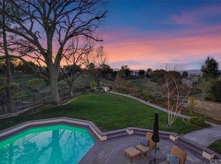 26039 Charing Cross Rd, Santa Clarita, CA 91355