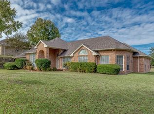 300 Bluffview Ct, Forney, TX 75126