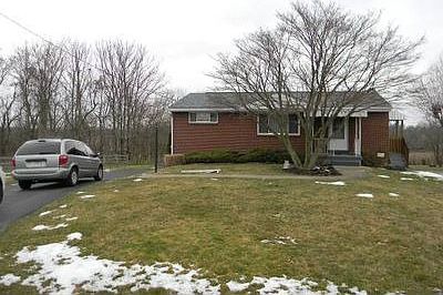 2nd image of 6400 Willem Dr