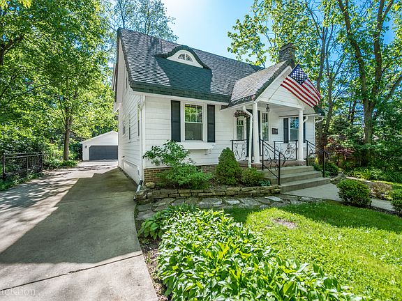 2nd image of 4939 Wallbank Ave