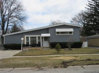 2691 Joseph Ave, Des Plaines, IL 60018