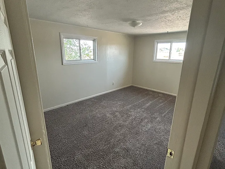 3009 Whitney Rd — Photo 8