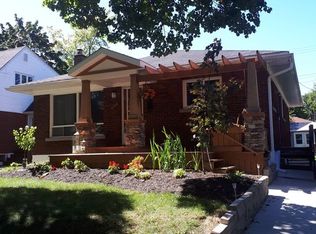 2018 Arch St, Ottawa, ON K1G 2H1