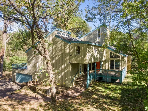 2215 Willow Ln N, Saint Louis Park, MN 55416